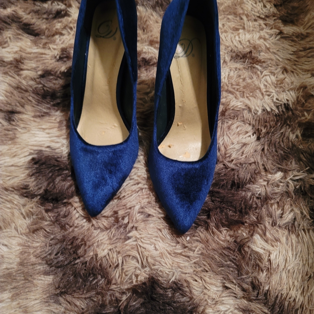 Delicious Navy Blue Women's Heels